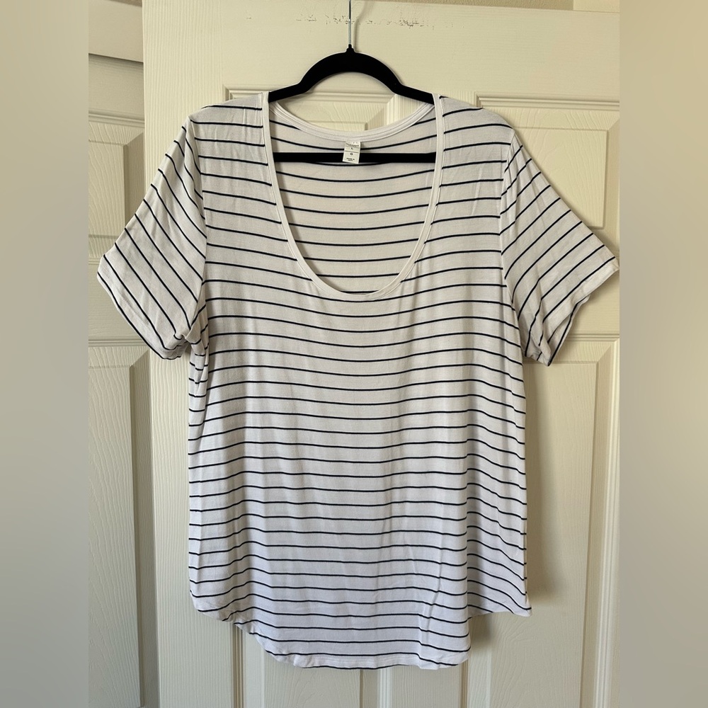 Striped White and Black Women's Top